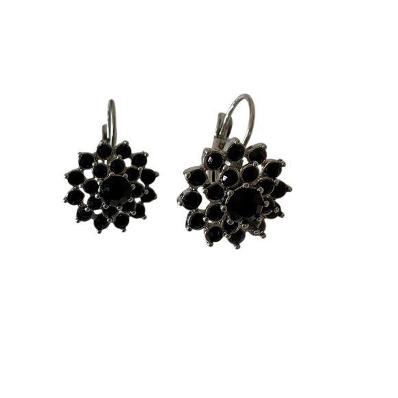 Black‎ Floral Faceted Beads Earrings Boho Elegant Chic classy NWOT - Picture 1 of 3